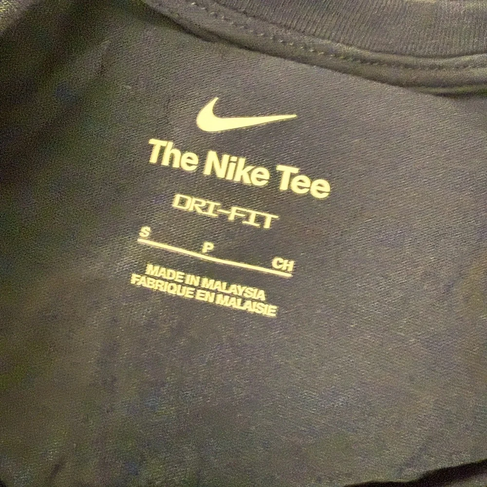 Reebok Women’s Blue Sweatshirt Good Used Conditon Small